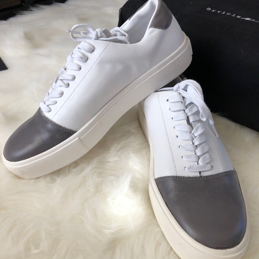 New Article No. Sneakers Size 8